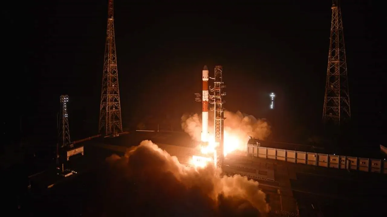 India’s Space Game: First-Ever Autonomous Docking Breakthrough 🚀